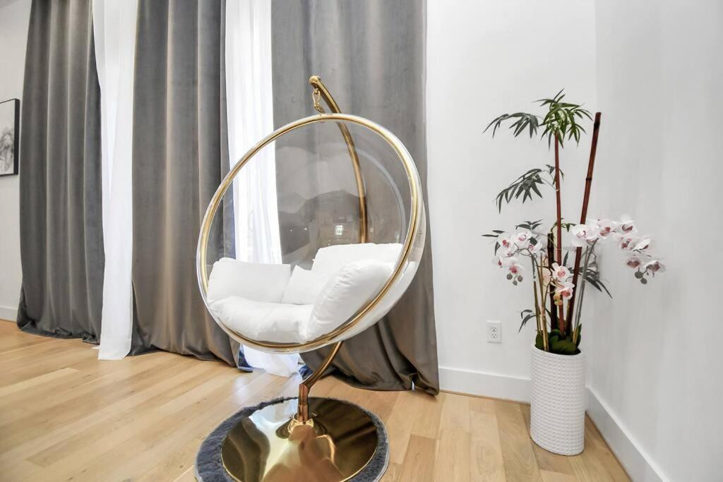 Blisshaven Luxe & Spacious In Downtown With Soaking Tub ,rooftop And Free Parking Villa Houston