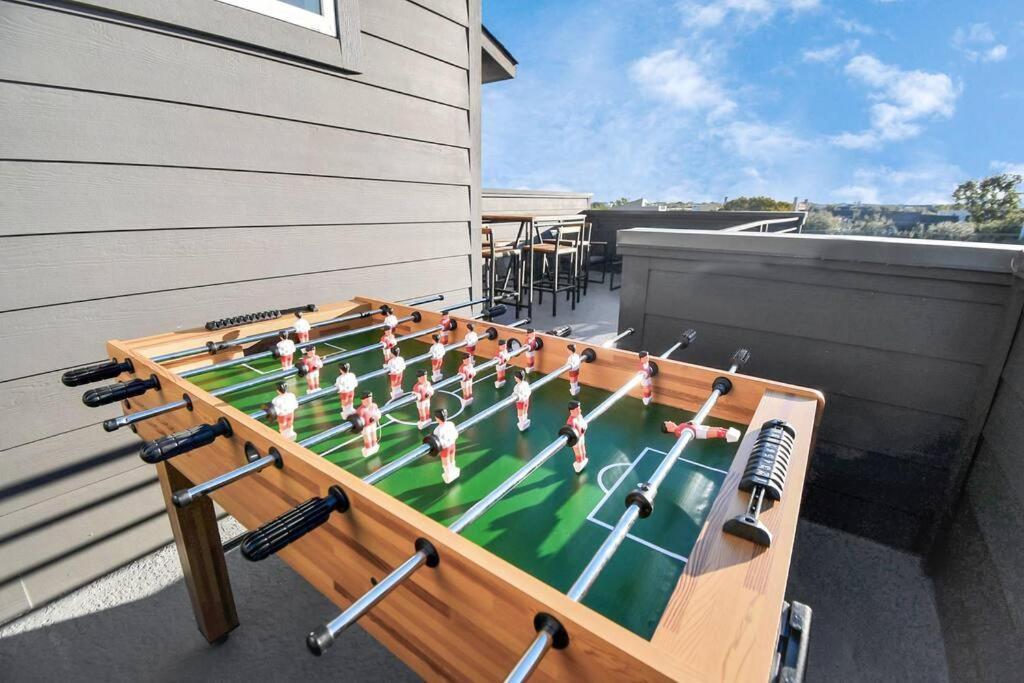 Villa Blisshaven Luxe & Spacious In Downtown With Soaking Tub ,rooftop And Free Parking